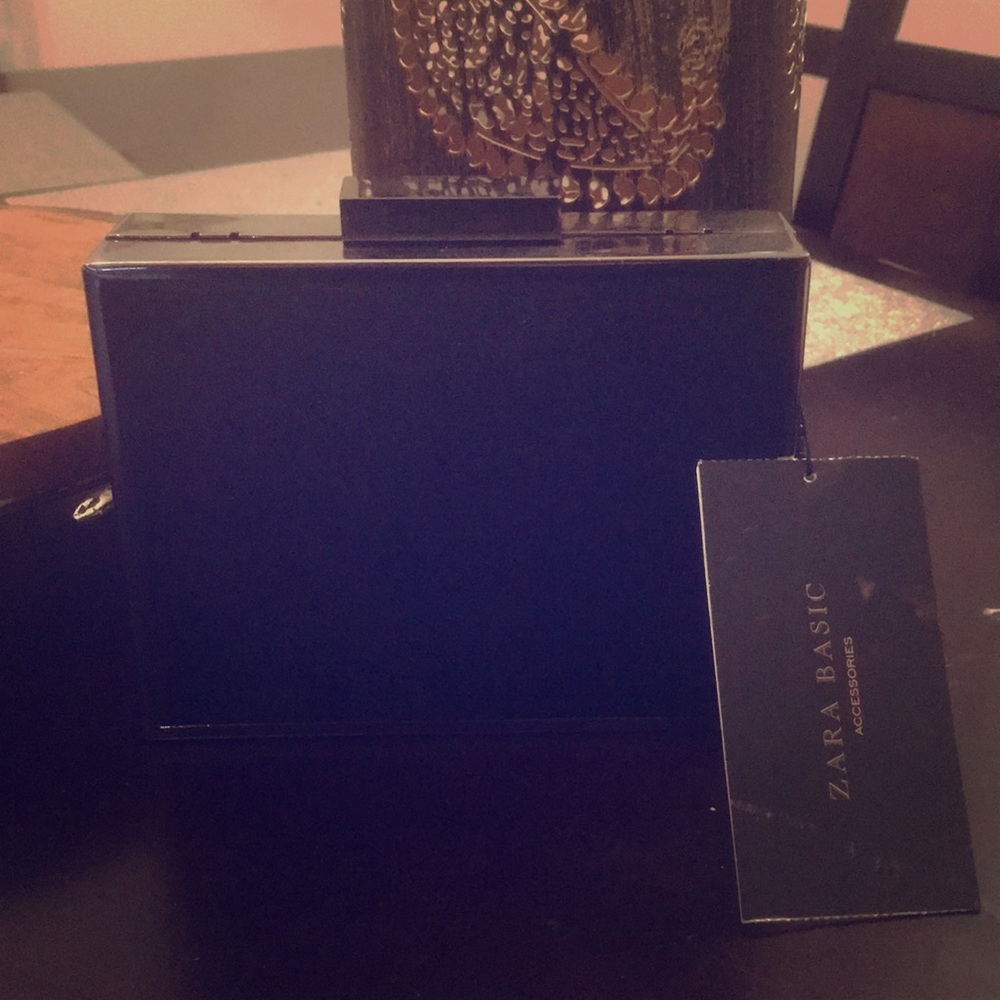 Black feather Zara clutch